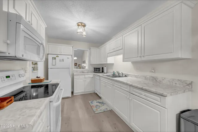 $250,000 | 404 Sunset Oaks Lane, Sunset Beach, NC 28468