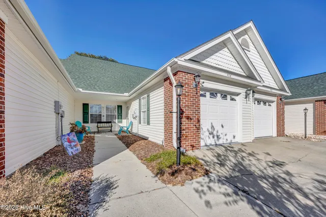 $250,000 | 404 Sunset Oaks Lane, Sunset Beach, NC 28468