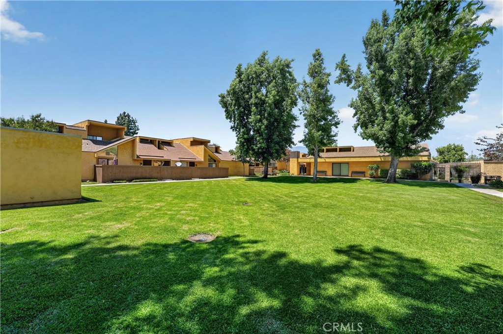 435 West 9th, Unit B3 Upland, CA 91786 - Photo 27 of 37