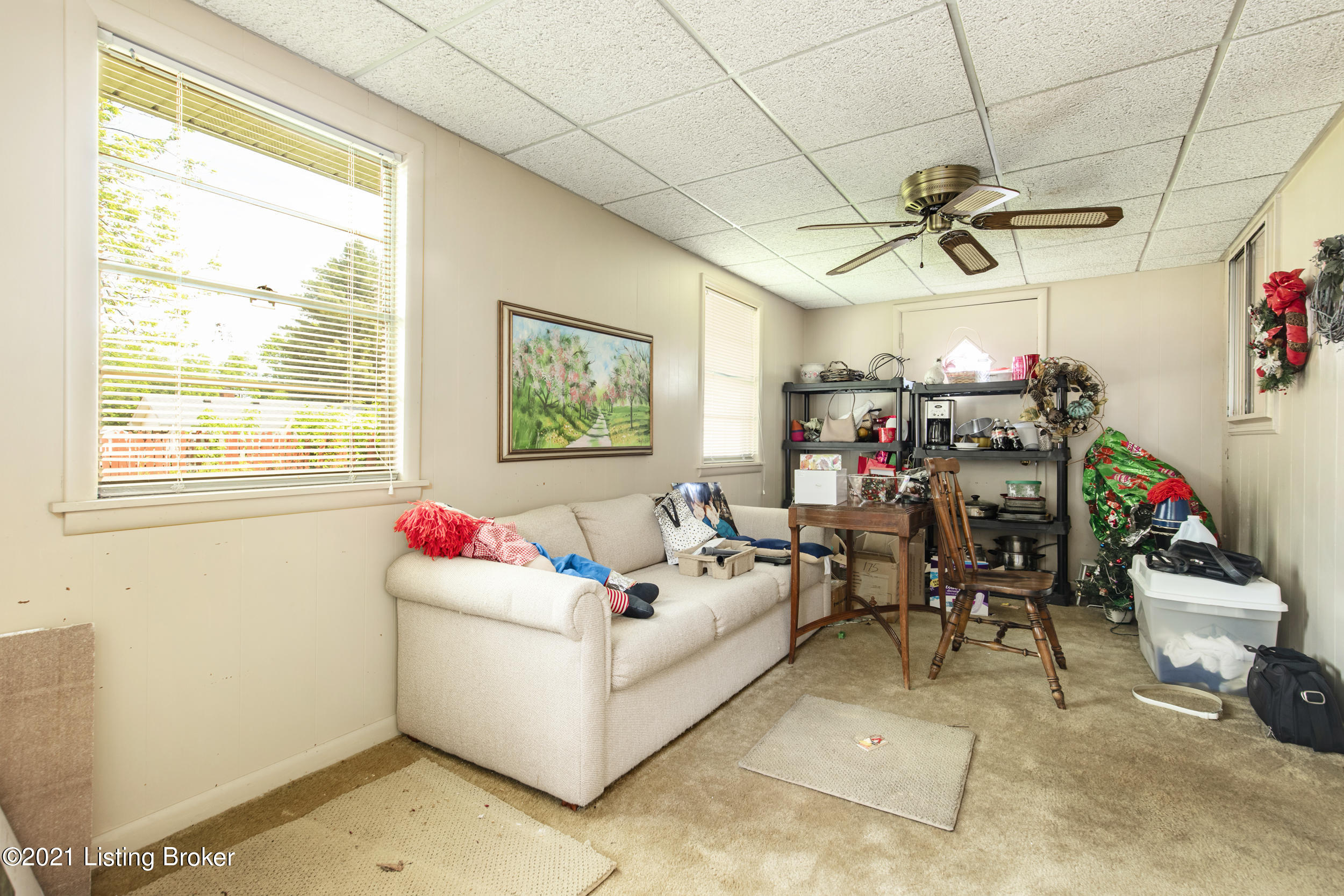 1905 Heaton Road Louisville, KY 40216 - Photo 20 of 28 23-sun porch
