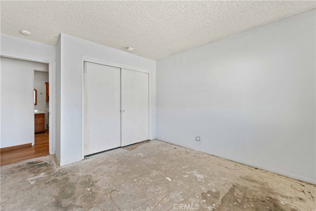 6664 Tapley Street Simi Valley, CA 93063 - Photo 22 of 31 Bedroom #4 with double door closet