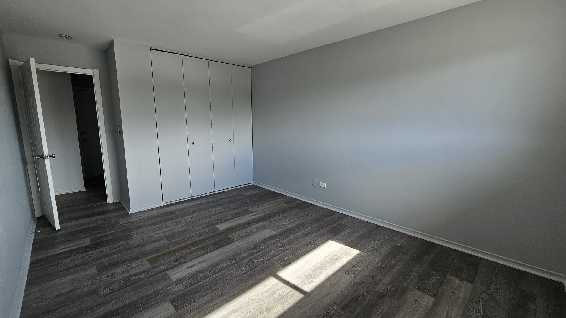 850 East Old Willow Road, Unit 218 Prospect Heights, IL 60070 - Photo 3 of 7