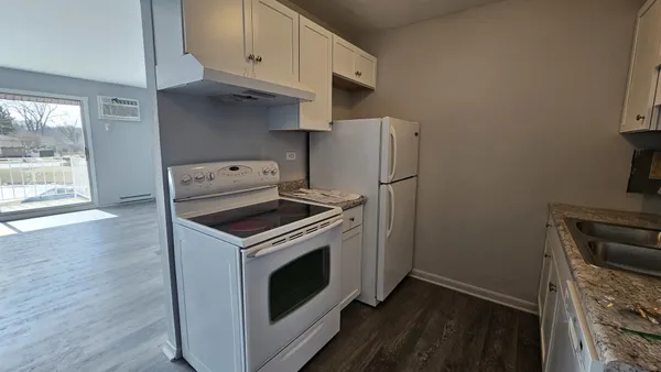 $1,575 | 850 East Old Willow Road, Unit 218, Prospect Heights, IL 60070