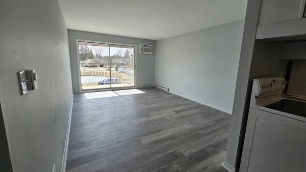 $1,575 | 850 East Old Willow Road, Unit 218, Prospect Heights, IL 60070