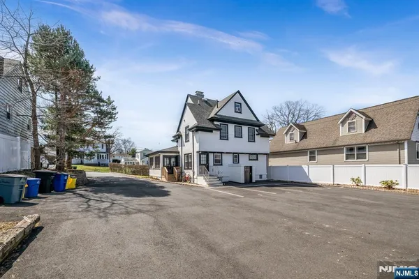 $949,910 | 56 South Mountain Avenue, Cedar Grove, NJ 07009