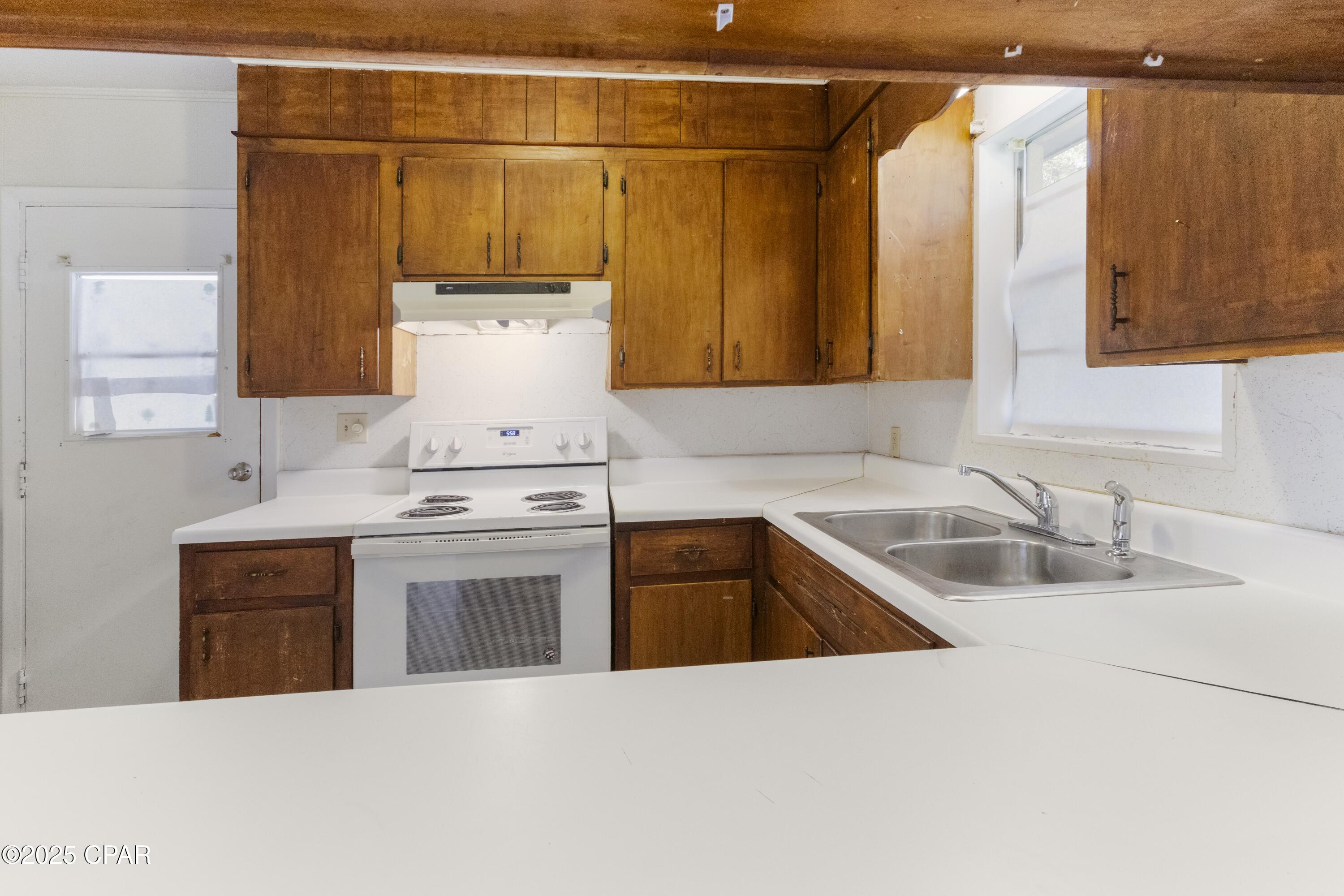 540 4th Street Chipley, FL 32428 - Photo 6 of 34