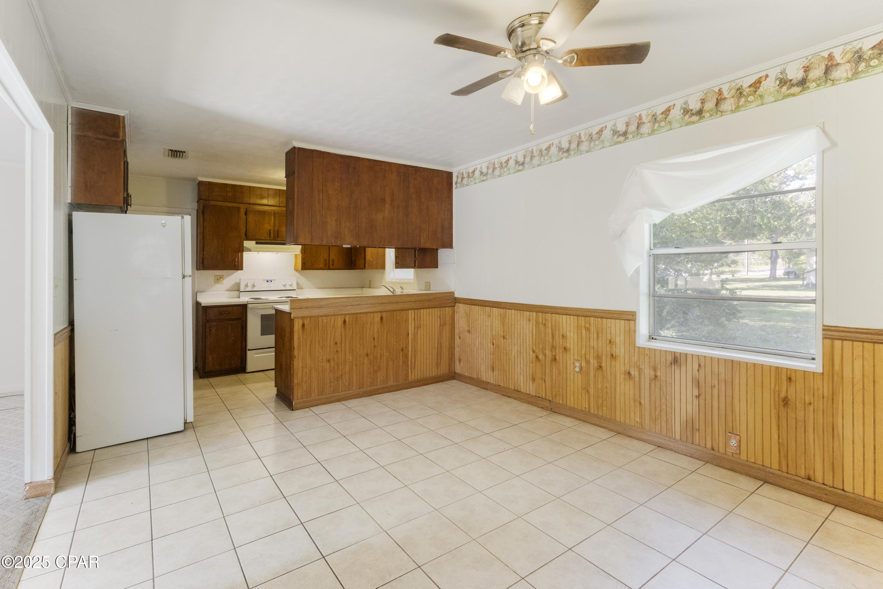 540 4th Street Chipley, FL 32428 - Photo 8 of 34