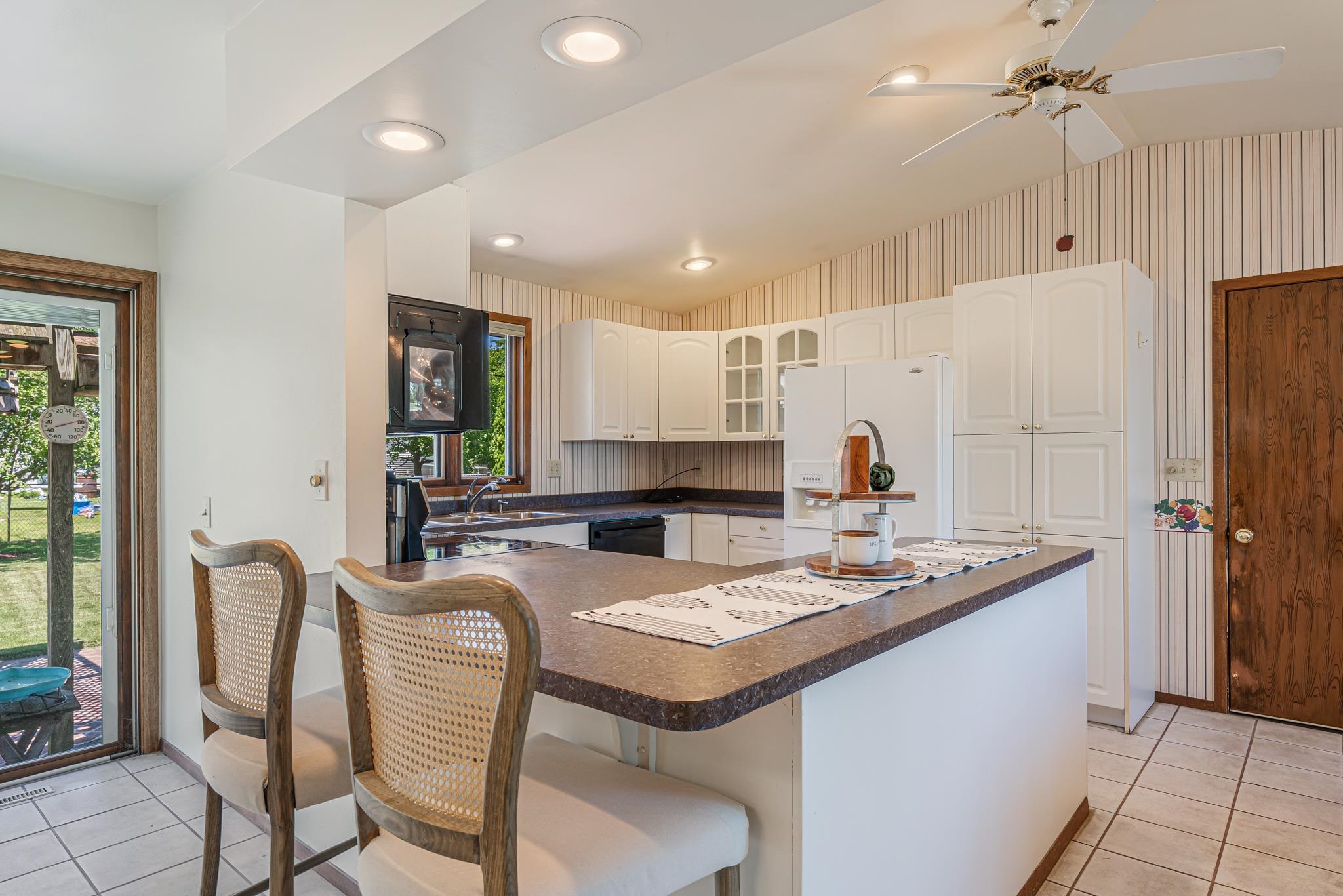 3600 East Newberry Street Appleton, WI 54915 - Photo 5 of 37
