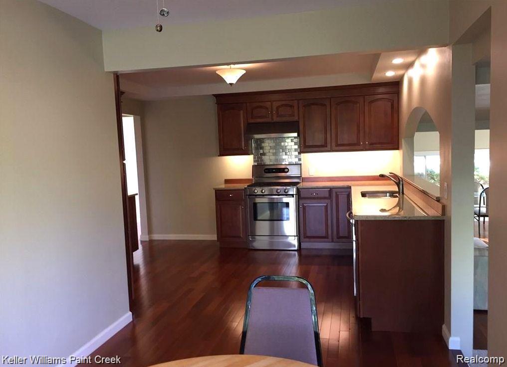 1886 Ruby Avenue Rochester, MI 48309 - Photo 5 of 18