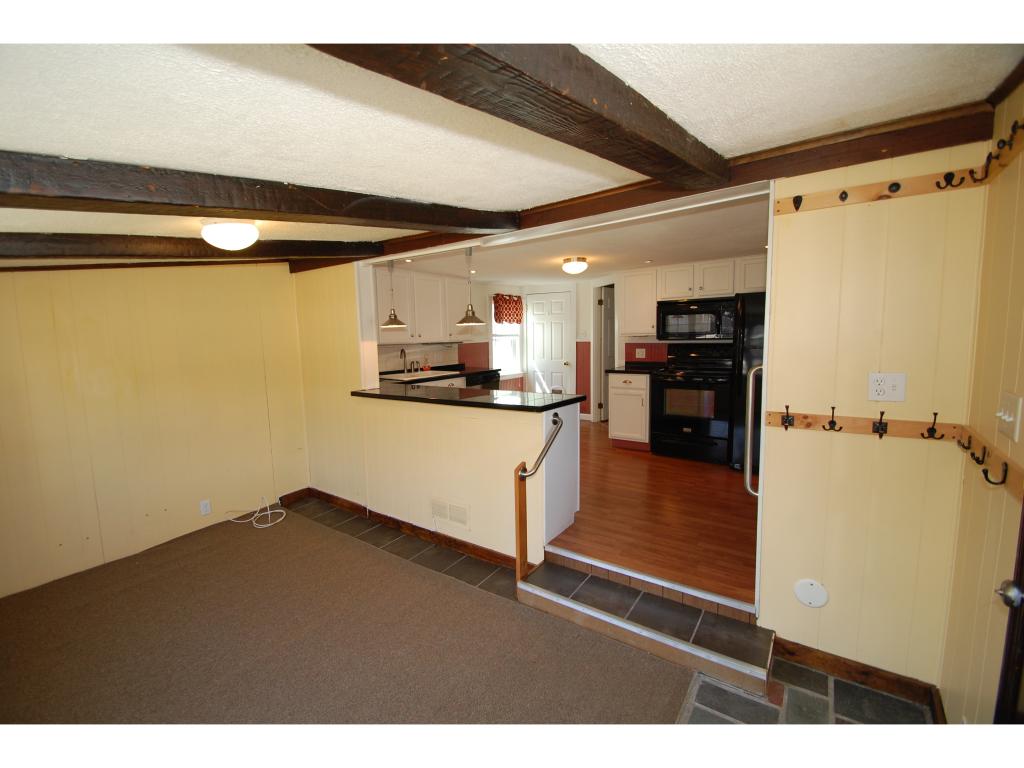 406 Riverdale Road Weare, NH 03281 - Photo 6 of 24