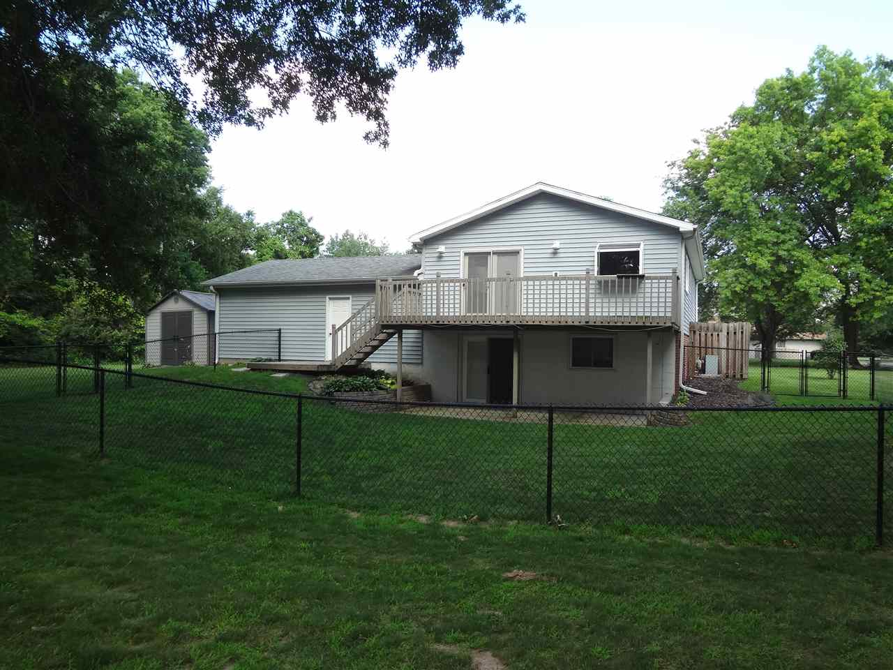 1718 Gregory Farm Village Rochester, IN 46975 - Photo 3 of 26