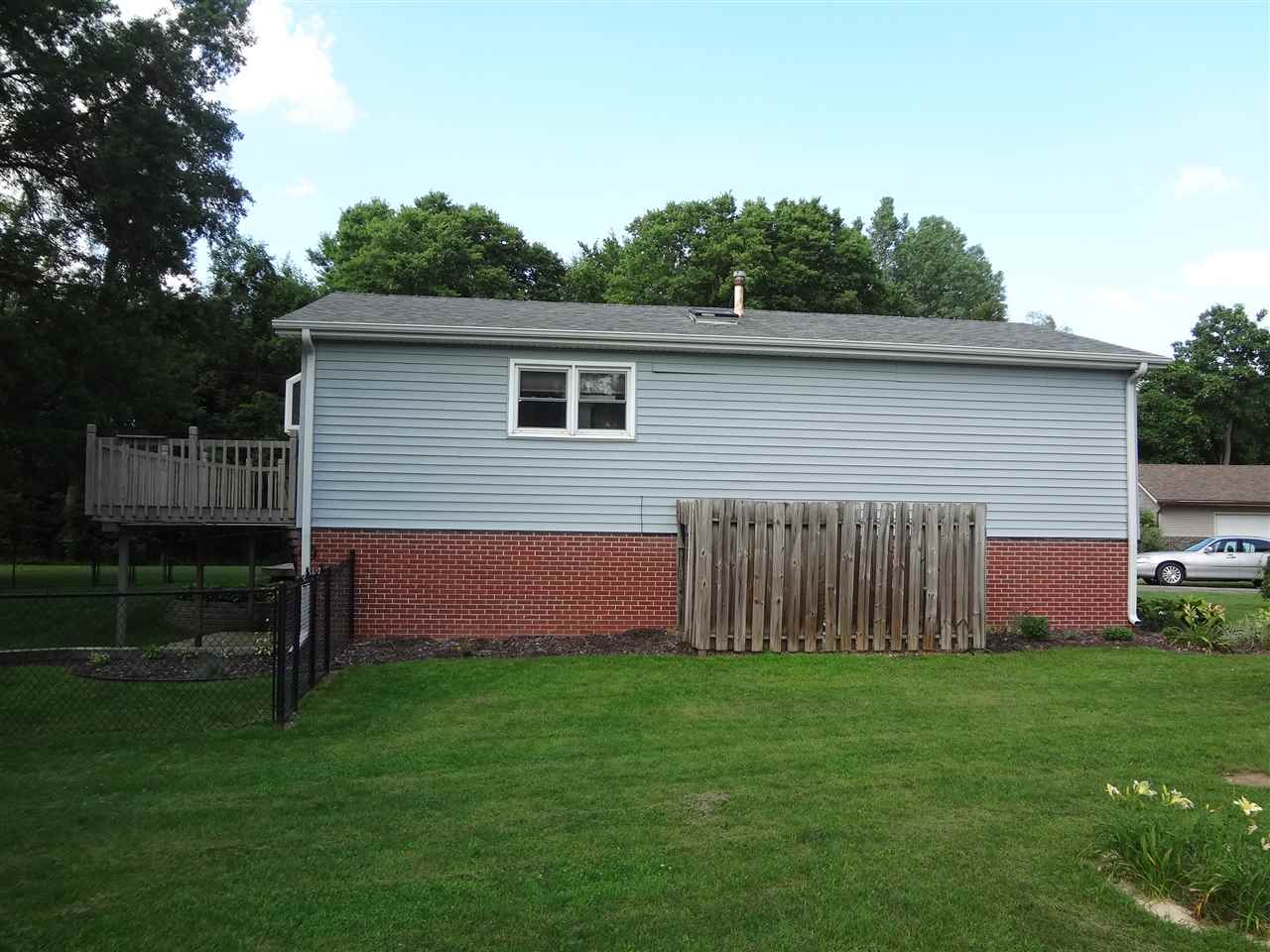 1718 Gregory Farm Village Rochester, IN 46975 - Photo 7 of 26