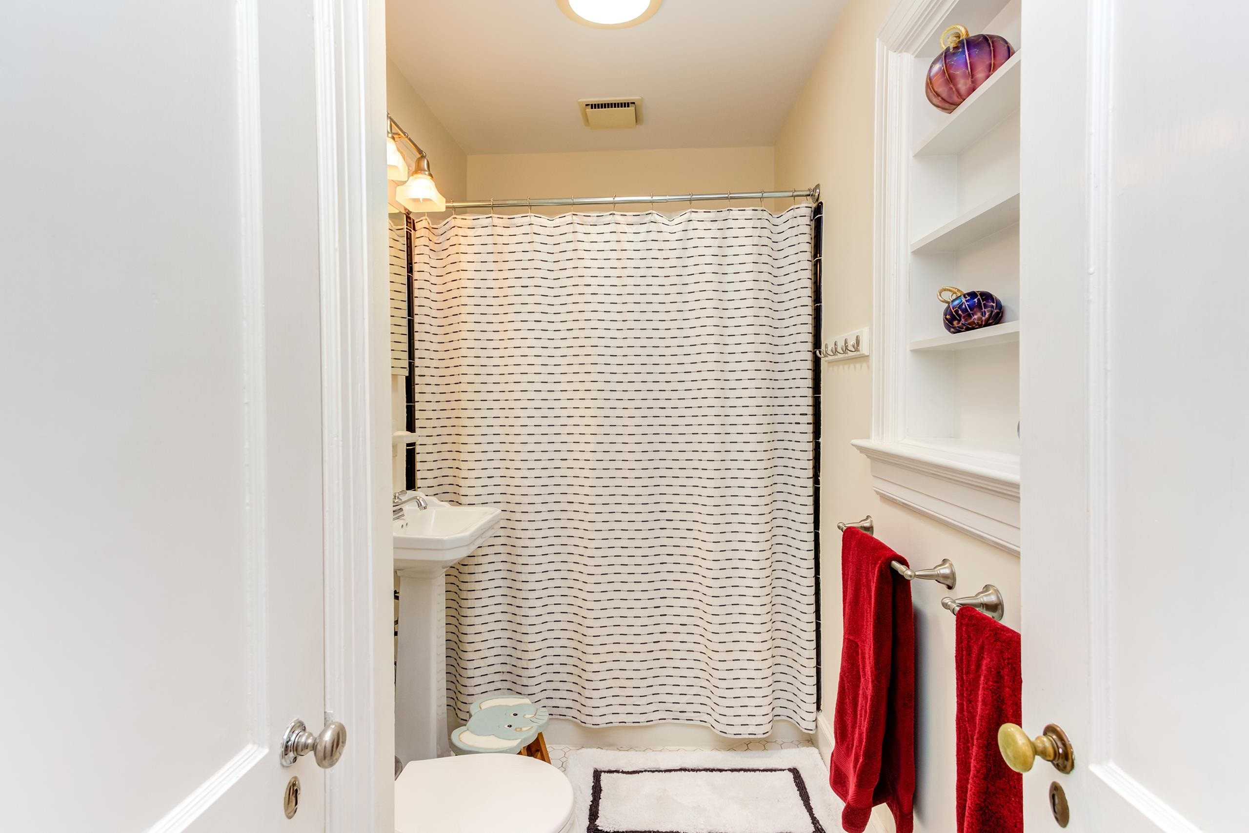 2510 Beechridge Road Raleigh, NC 27608 - Photo 20 of 26 Photo 20