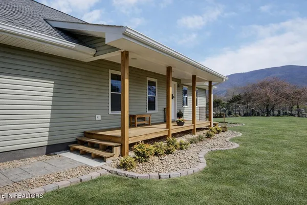 $549,900 | 3138 Laurelwood Lane, Sevierville, TN 37862