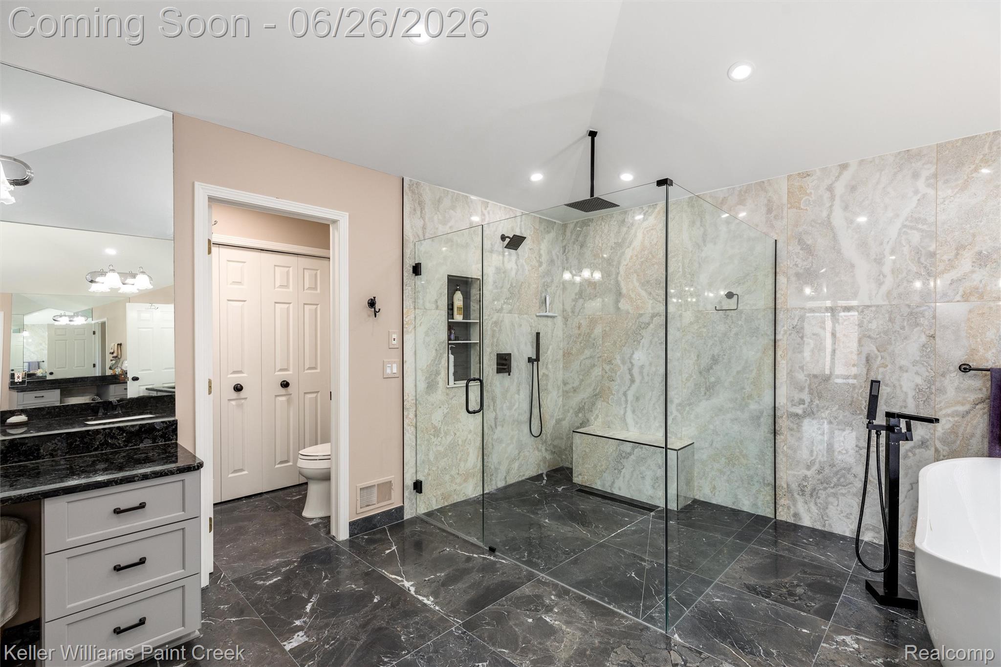 2036 Hickory Trail Drive Rochester, MI 48309 - Photo 32 of 77 04-2036 Hickory Trail Dr 0003.jpg
