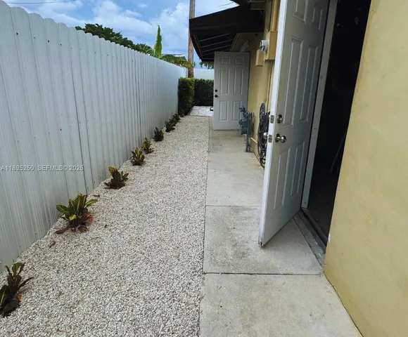 $2,300 | 11611 Northwest 57th Court, Unit 1, Hialeah, FL 33012