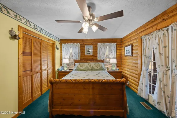 $360,000 | 920 Jeff Road, Arapahoe, NC 28510