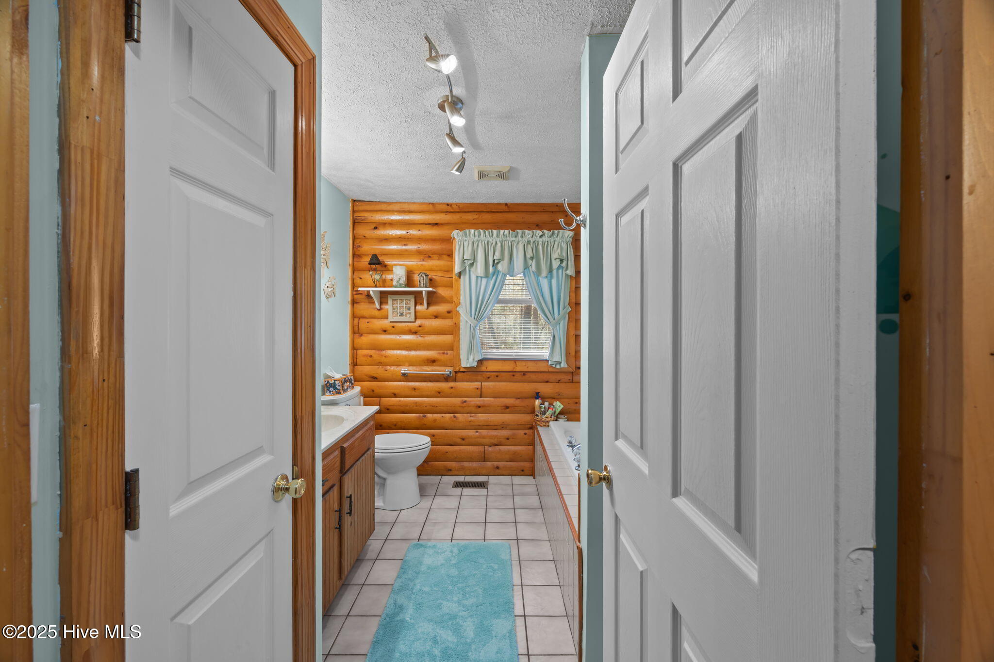 920 Jeff Road Arapahoe, NC 28510 - Photo 25 of 56 Bathroom