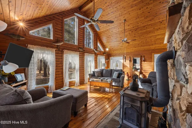 $360,000 | 920 Jeff Road, Arapahoe, NC 28510