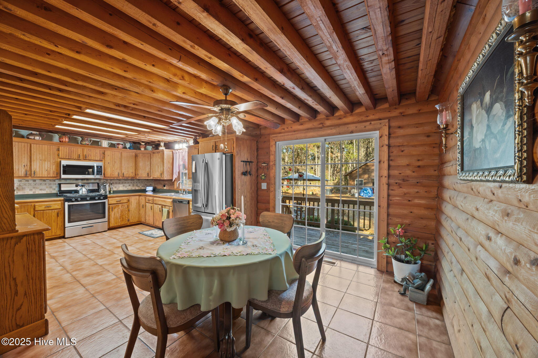 920 Jeff Road Arapahoe, NC 28510 - Photo 41 of 56 First floor eat-in kitchen