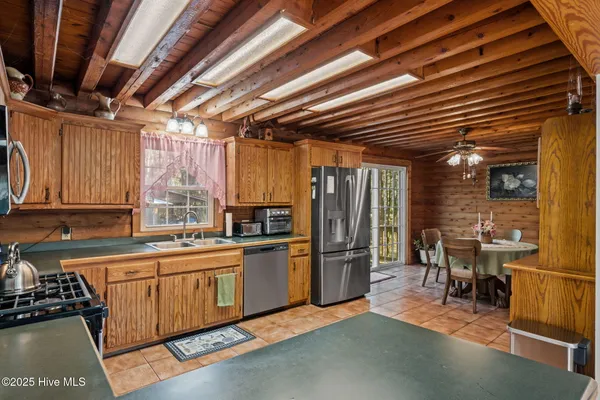 $360,000 | 920 Jeff Road, Arapahoe, NC 28510