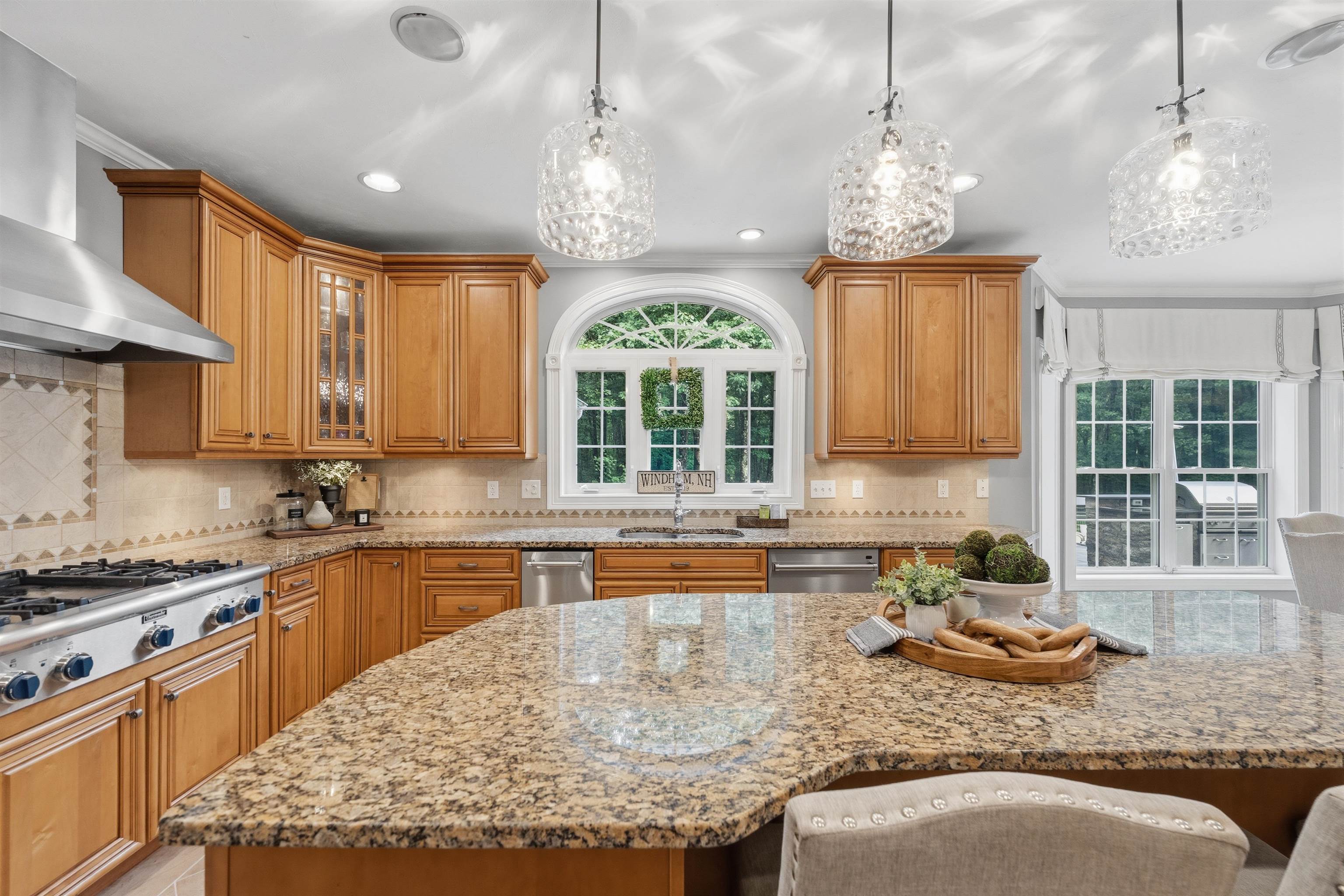 36 Northland Road Windham, NH 03087 - Photo 8 of 50