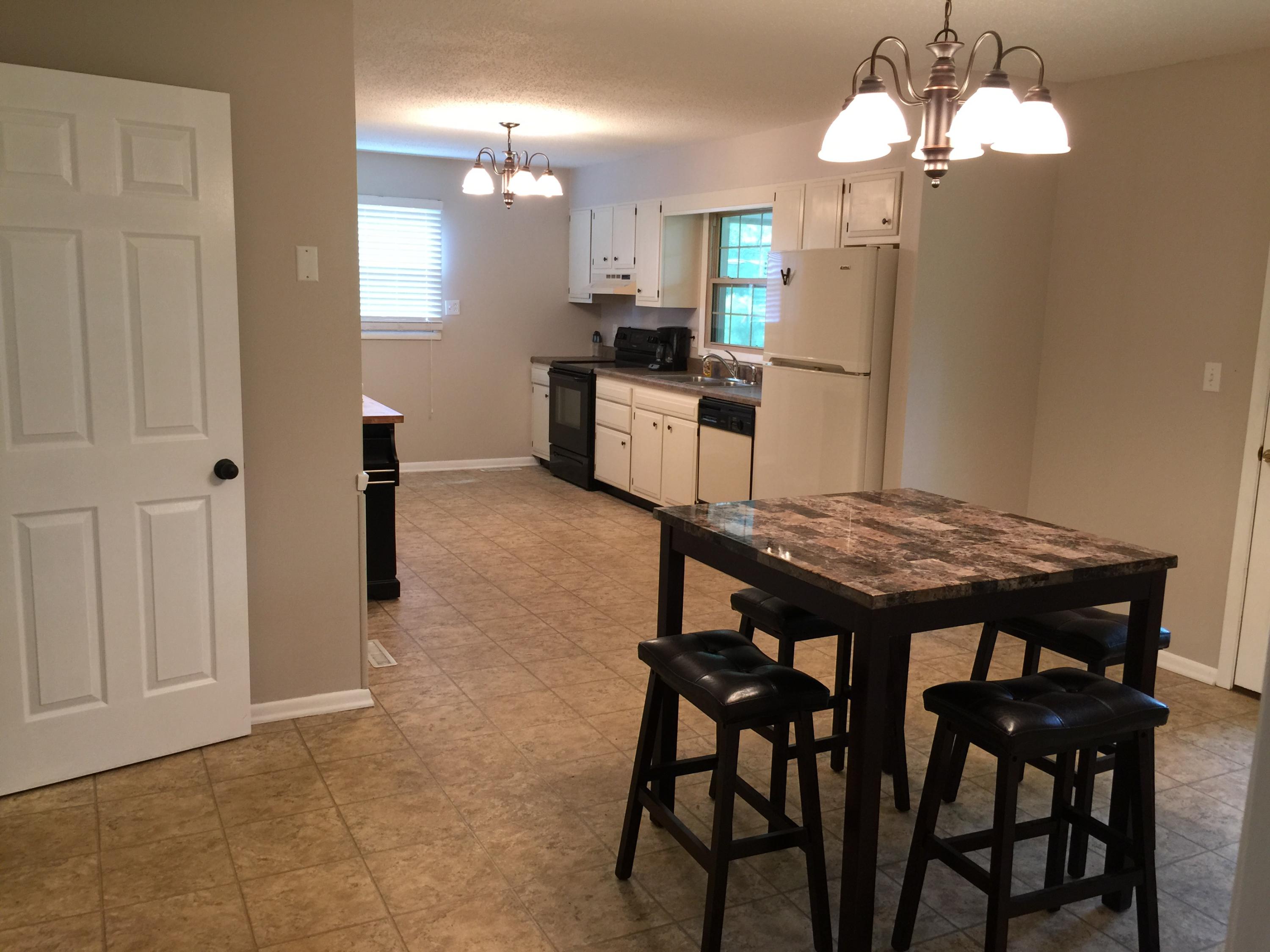 7625 Cranley Road Powell, TN 37849 - Photo 6 of 22 Dining-Kitchen