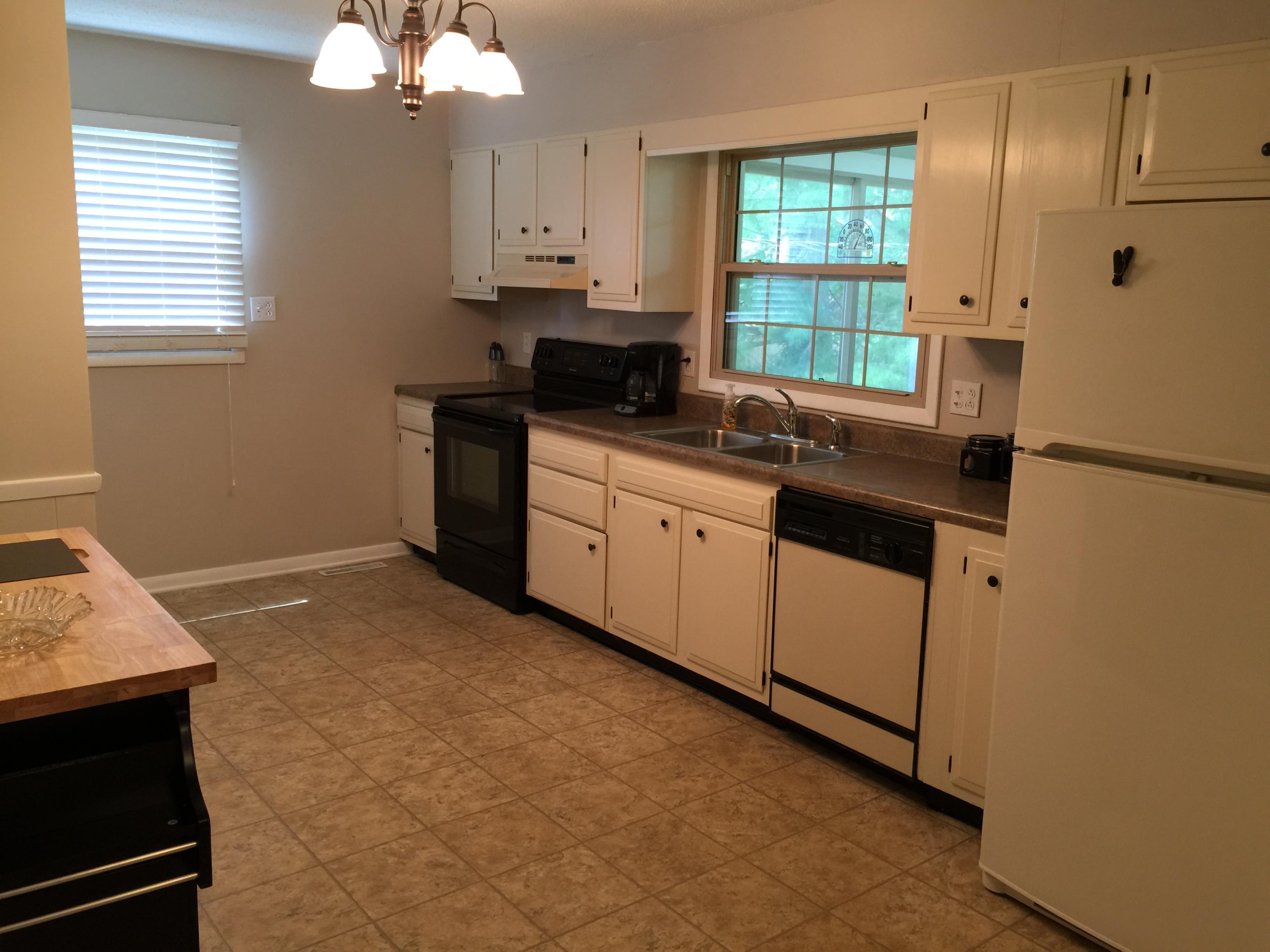 7625 Cranley Road Powell, TN 37849 - Photo 7 of 22 Kitchen-Window