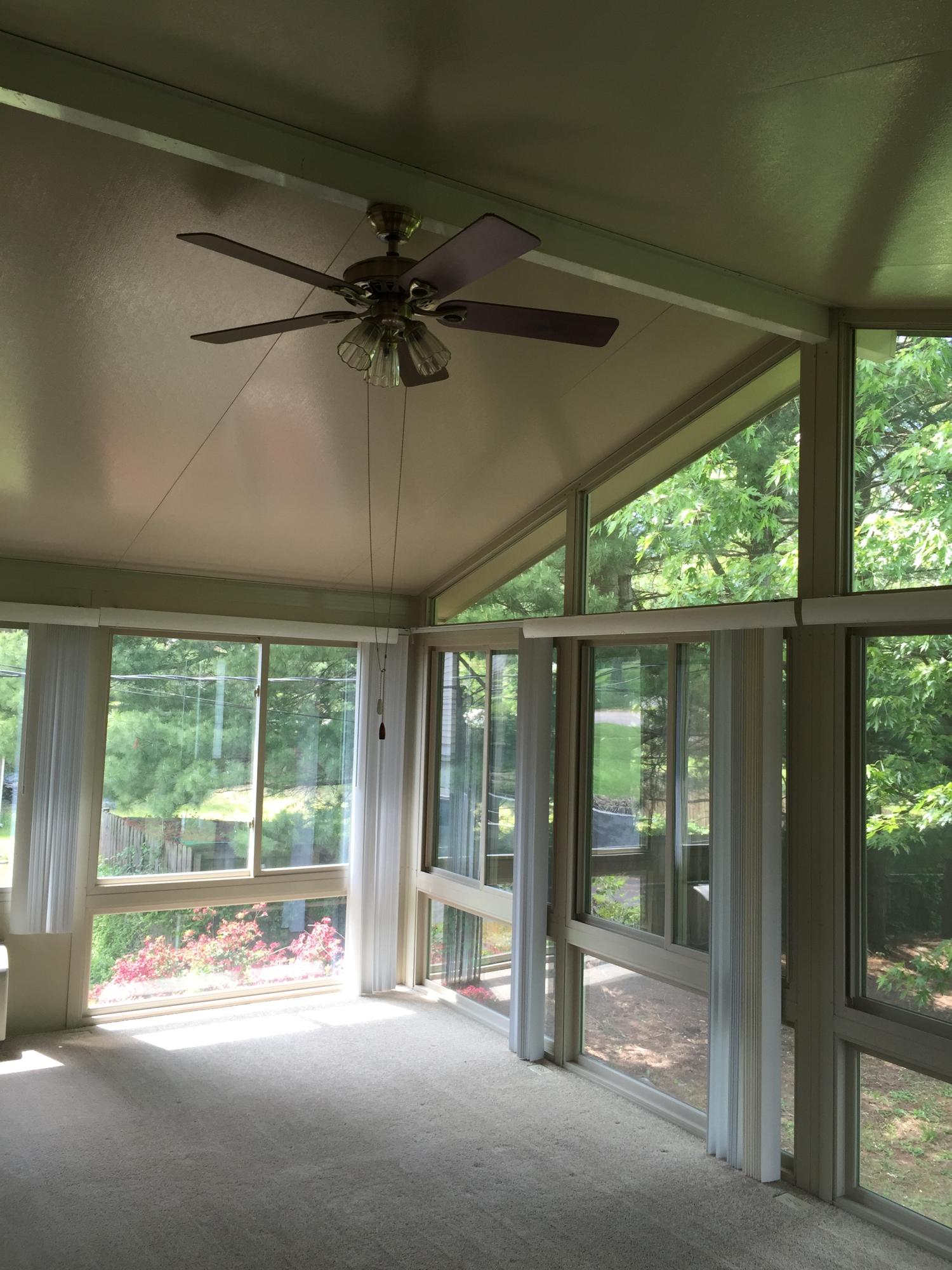 7625 Cranley Road Powell, TN 37849 - Photo 10 of 22 Sun Room-Ceiling Fan