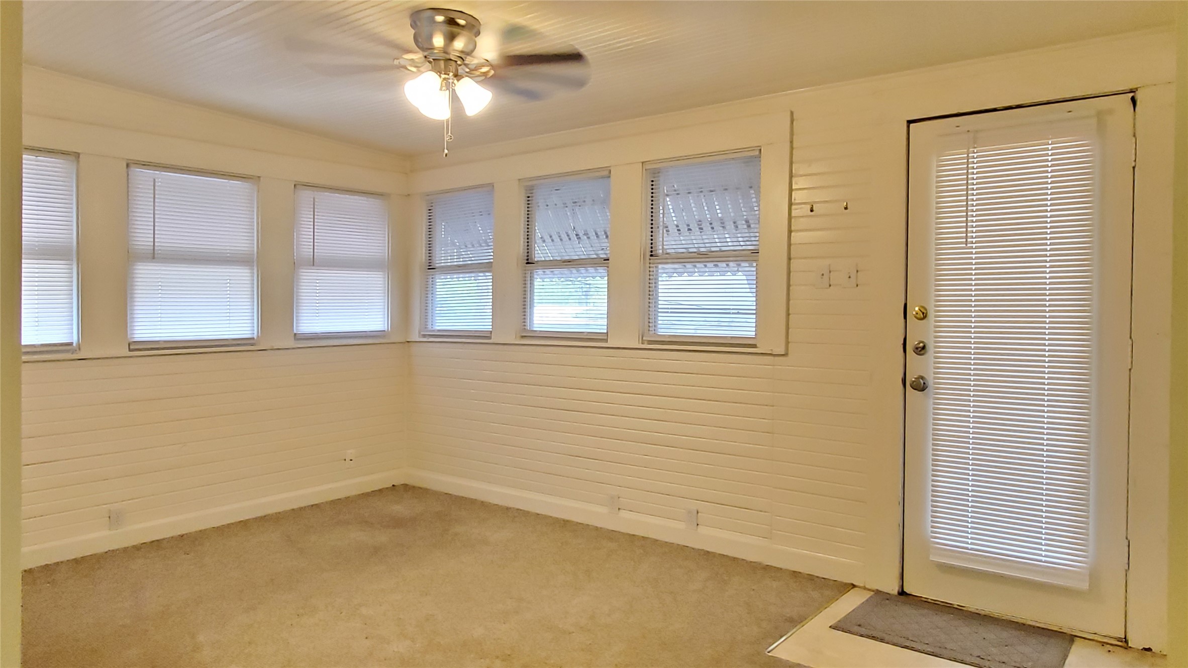 1117 West 4th Street Taylor, TX 76574 - Photo 14 of 22