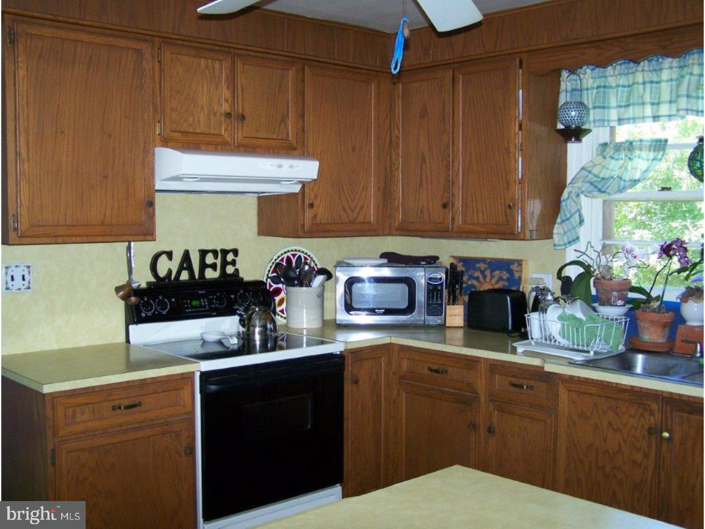 2815 Township Line Road Norristown, PA 19403 - Photo 5 of 25 Kitchen