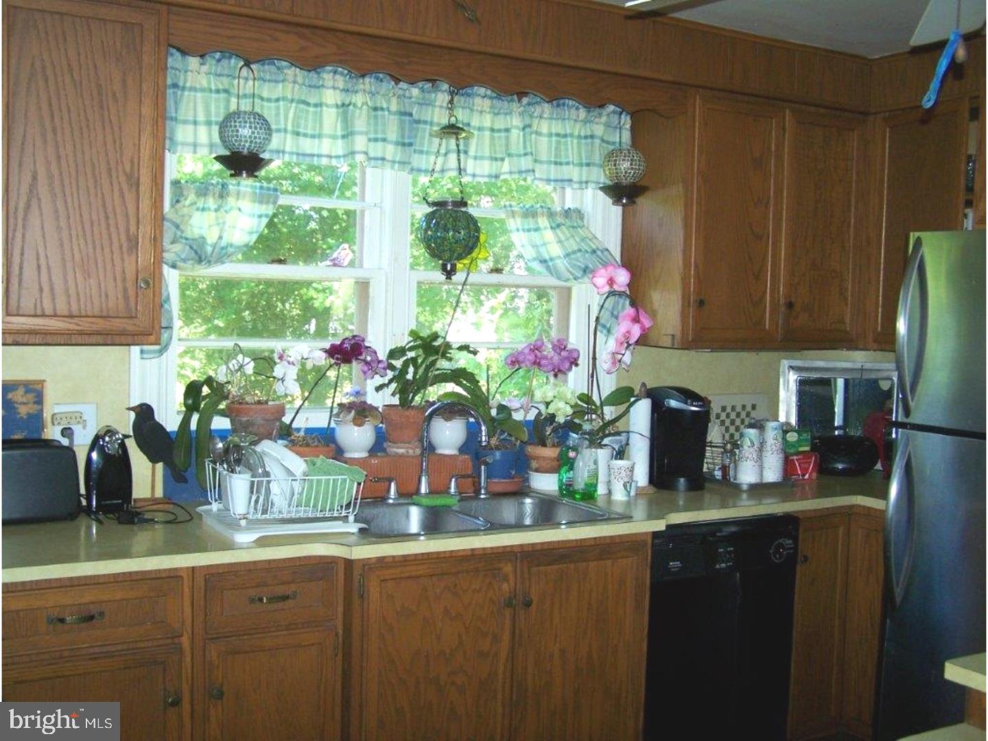2815 Township Line Road Norristown, PA 19403 - Photo 6 of 25 Kitchen