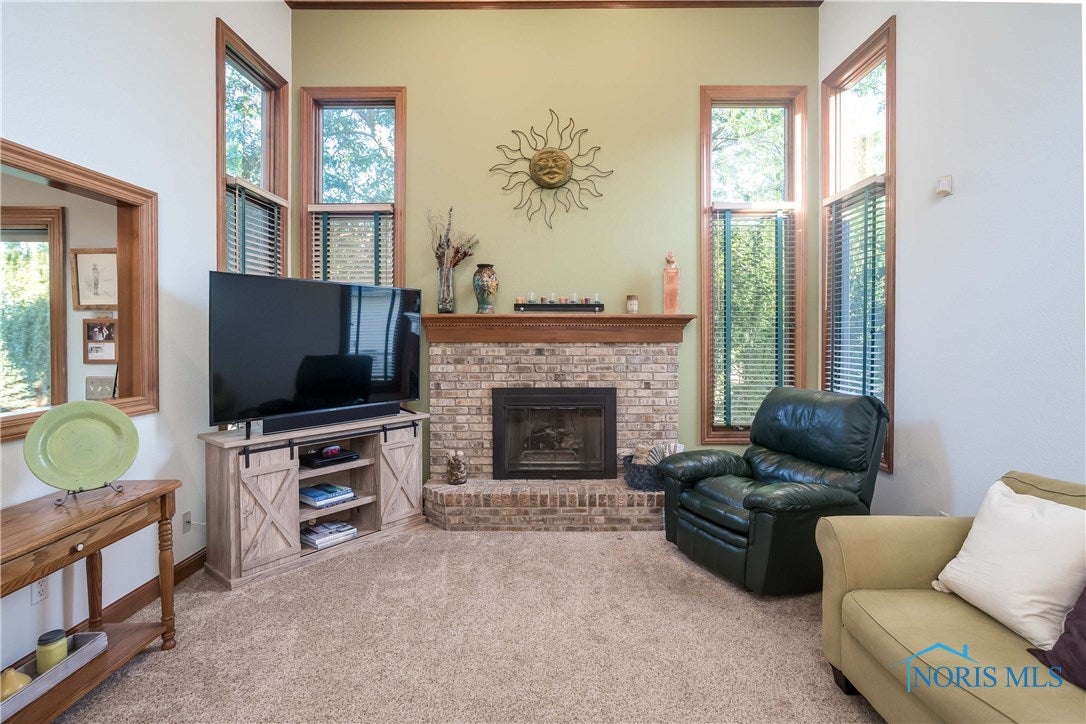 3431 Manley Road Maumee, OH 43537 - Photo 7 of 36 Gallery Image 7