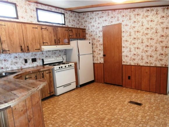 7 2nd Street Vergennes, VT 05491 - Photo 3 of 20