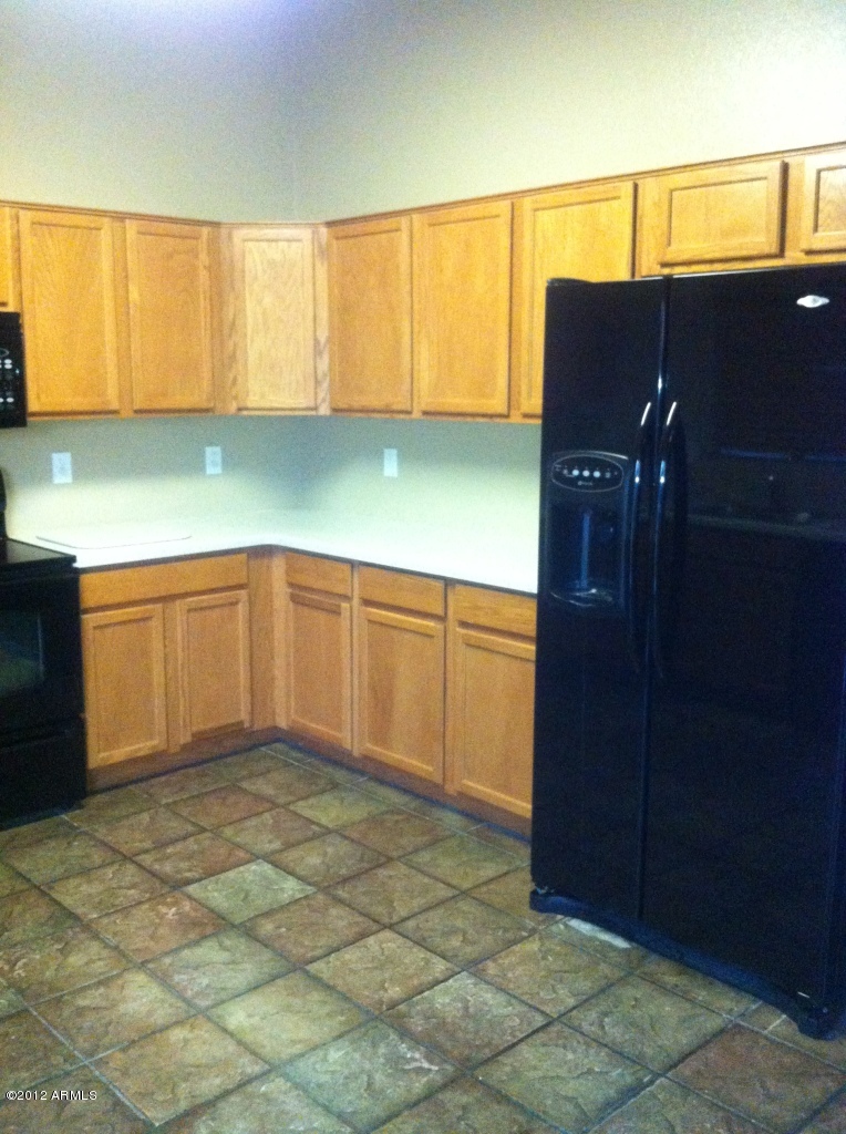 8734 West Ocotillo Road Glendale, AZ 85305 - Photo 21 of 39 kitchen2