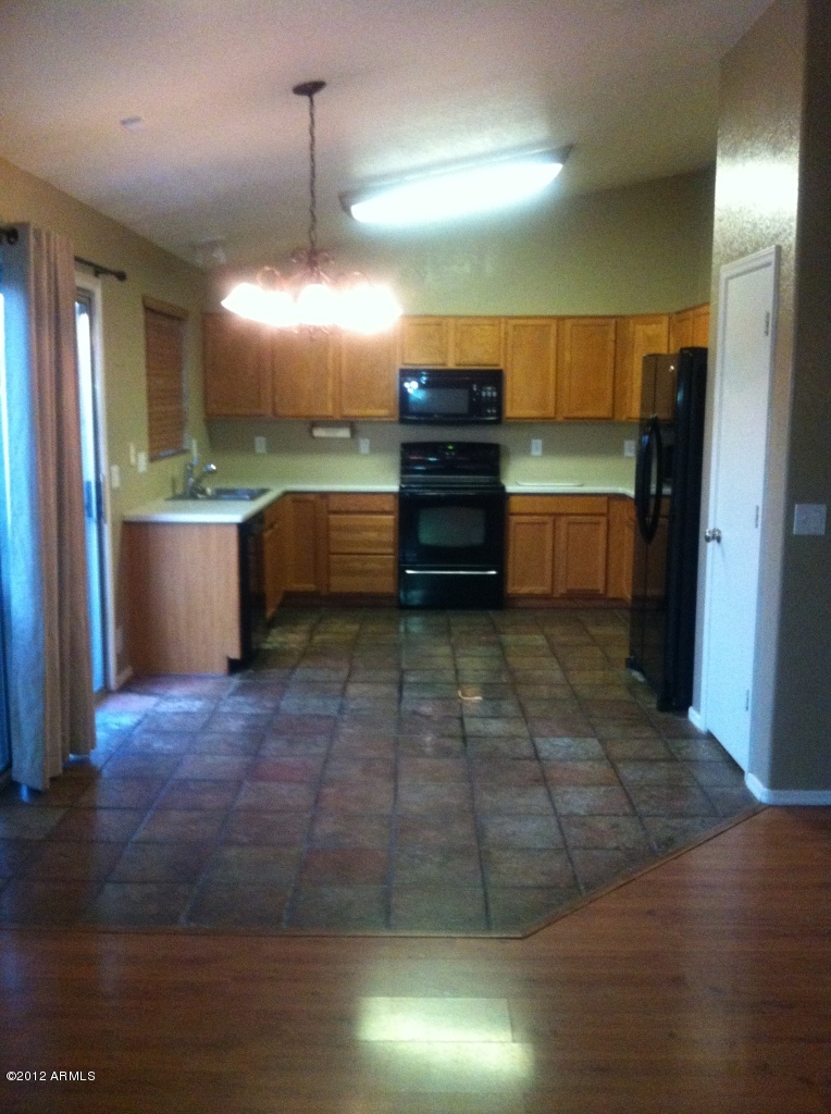 8734 West Ocotillo Road Glendale, AZ 85305 - Photo 22 of 39 kitchen3