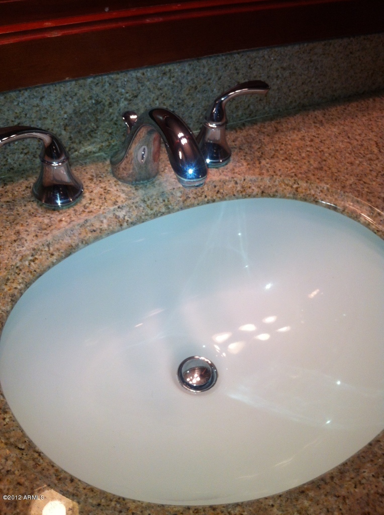 8734 West Ocotillo Road Glendale, AZ 85305 - Photo 31 of 39 sink