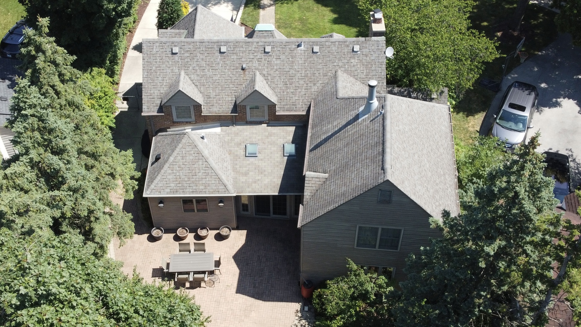 220 Northwood Road Riverside, IL 60546 - Photo 5 of 7 Gallery Image 5