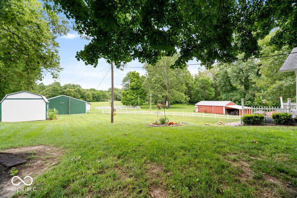 703 North Peterman Road Greenwood, IN 46142 - Photo 44 of 52