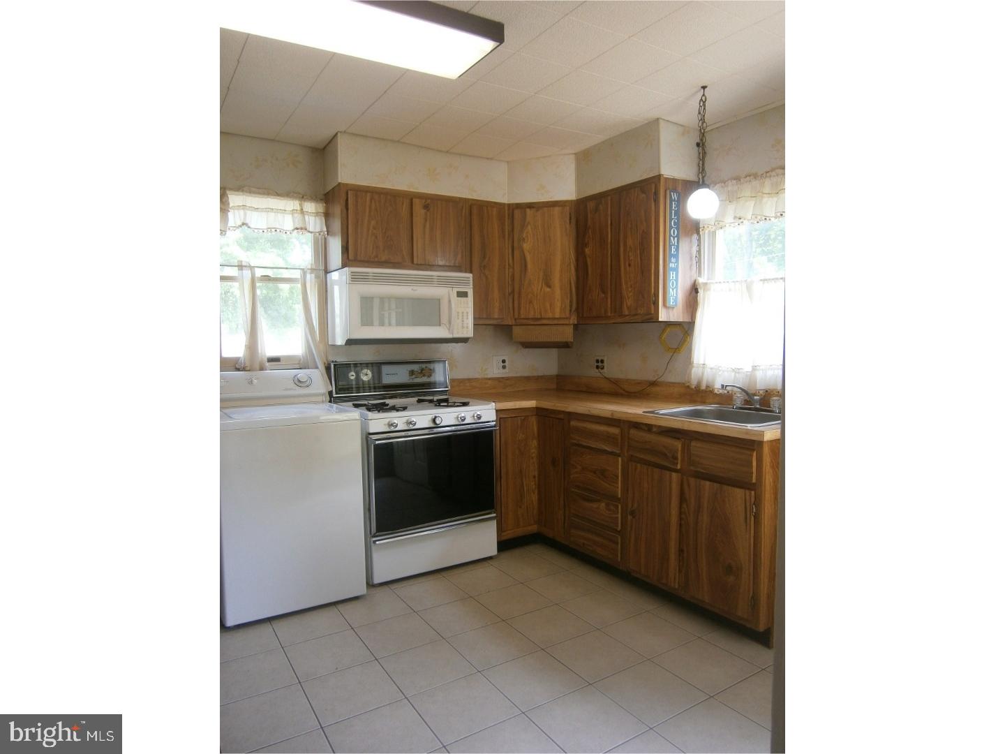 531 Fairview Road Glassboro, NJ 08028 - Photo 9 of 20 Kitchen
