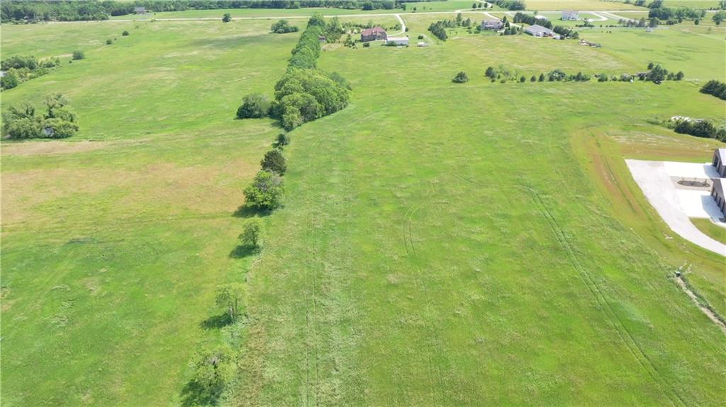 West 115th Street Olathe, KS 66061 - Photo 4 of 6