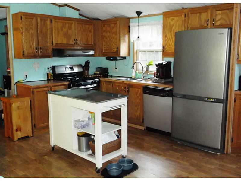 141 Fosters Point Road West Bath, ME 04530 - Photo 4 of 23 Kitchen.