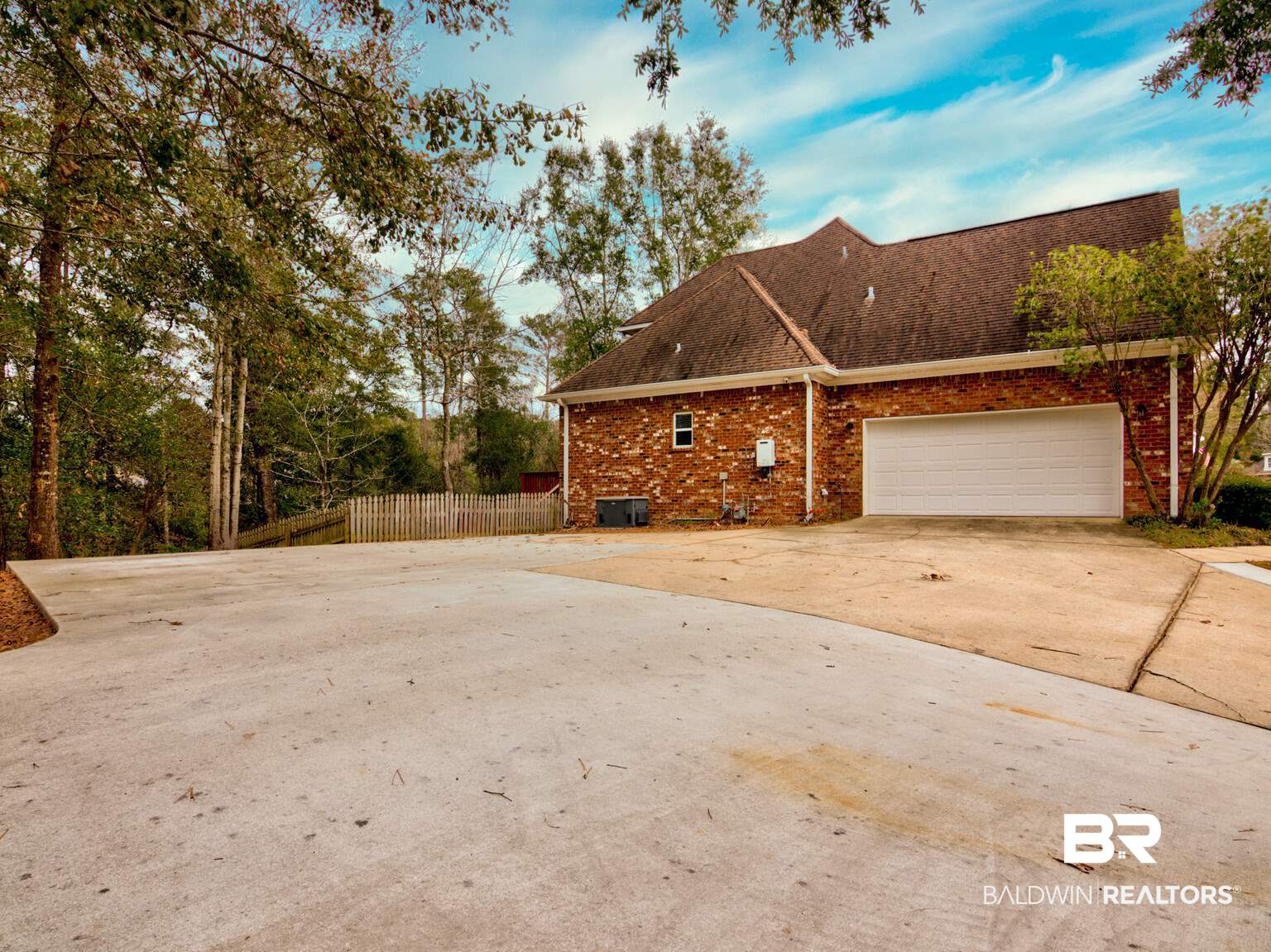 105 Raphael Semmes Drive West Daphne, AL 36527 - Photo 39 of 47 Side Entry Garage