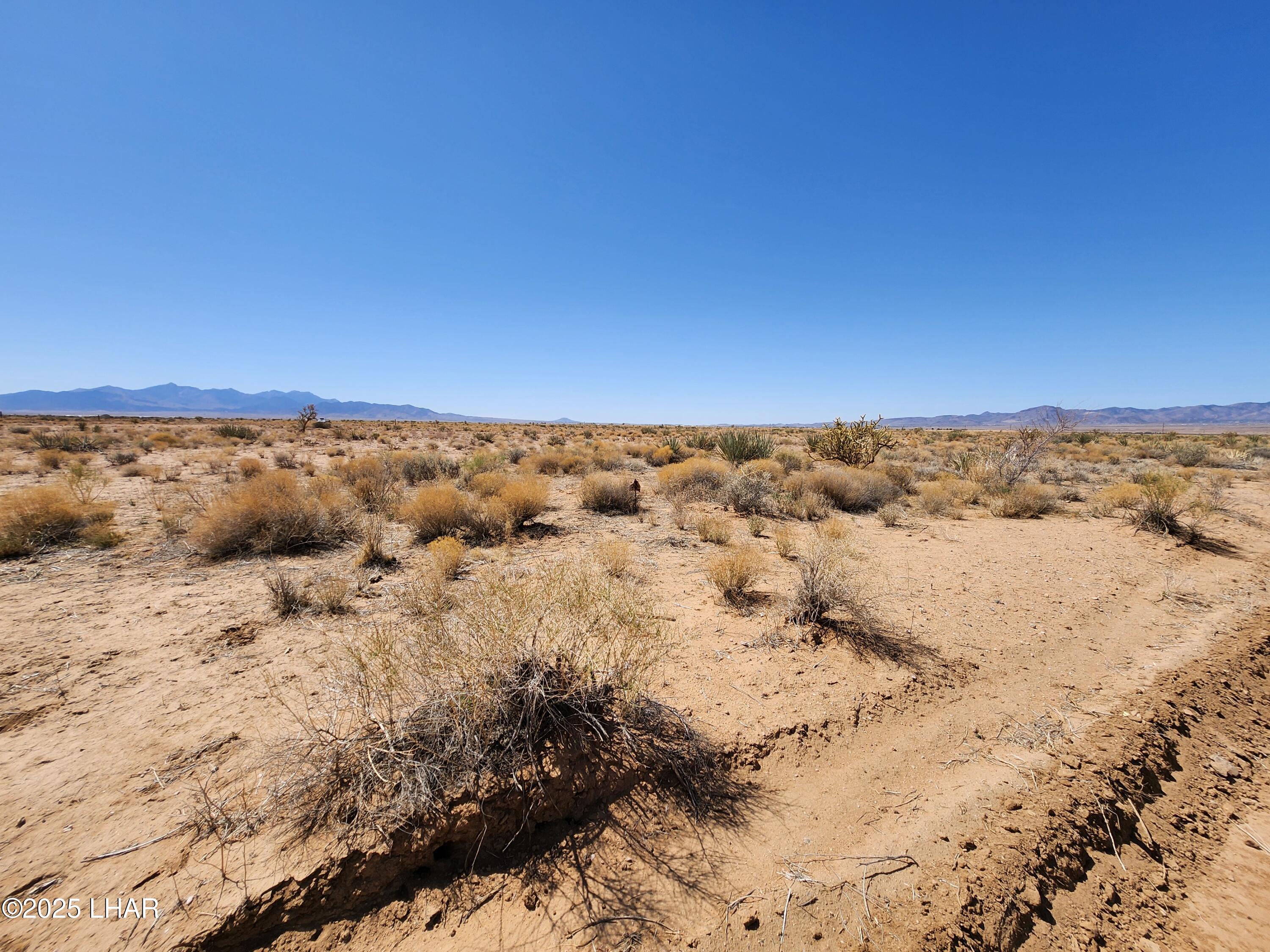 Lot 251 East Hanover Road Kingman, AZ 86401 - Photo 1 of 10 20250411_112948