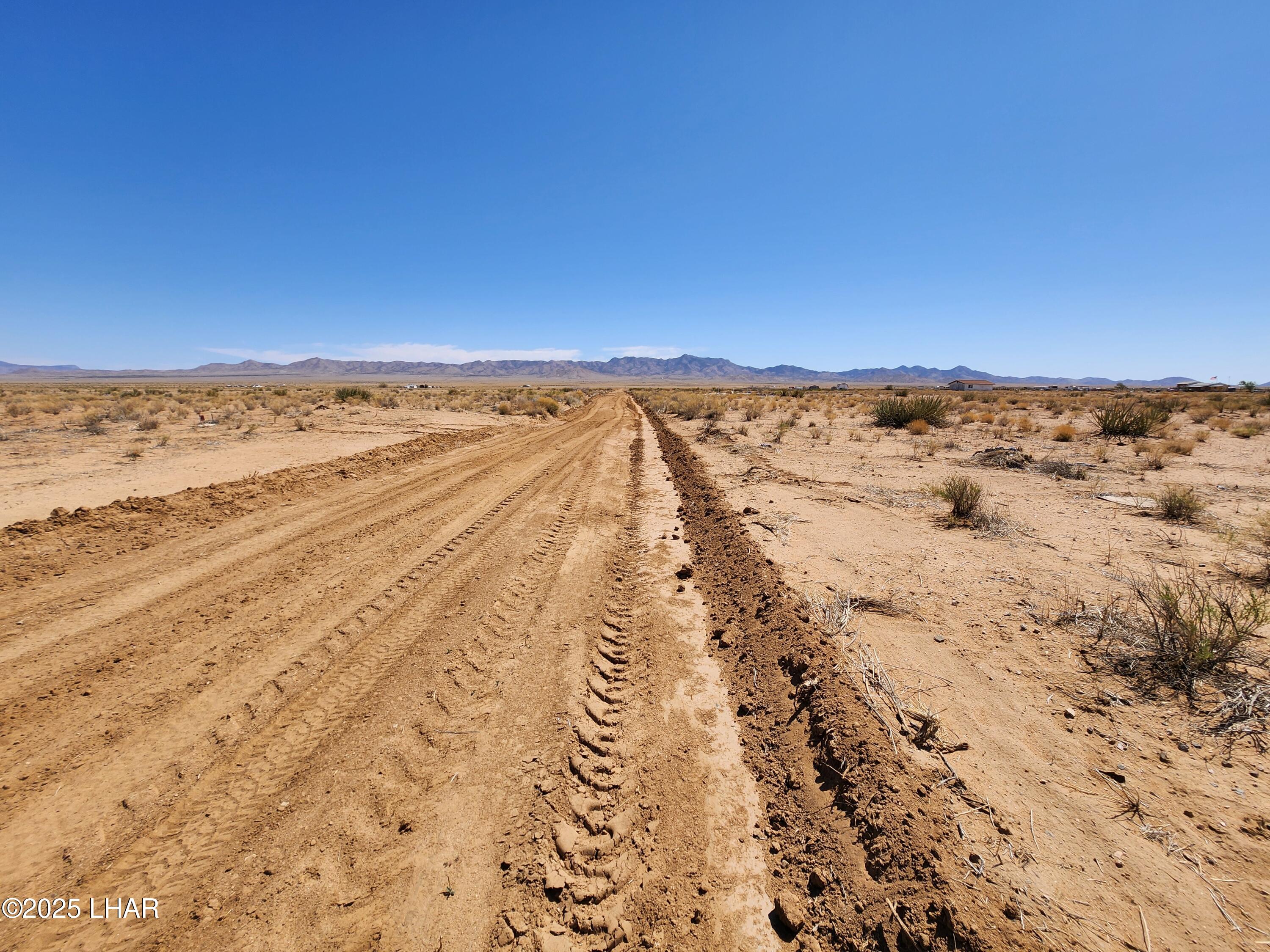 Lot 251 East Hanover Road Kingman, AZ 86401 - Photo 5 of 10 20250411_113013