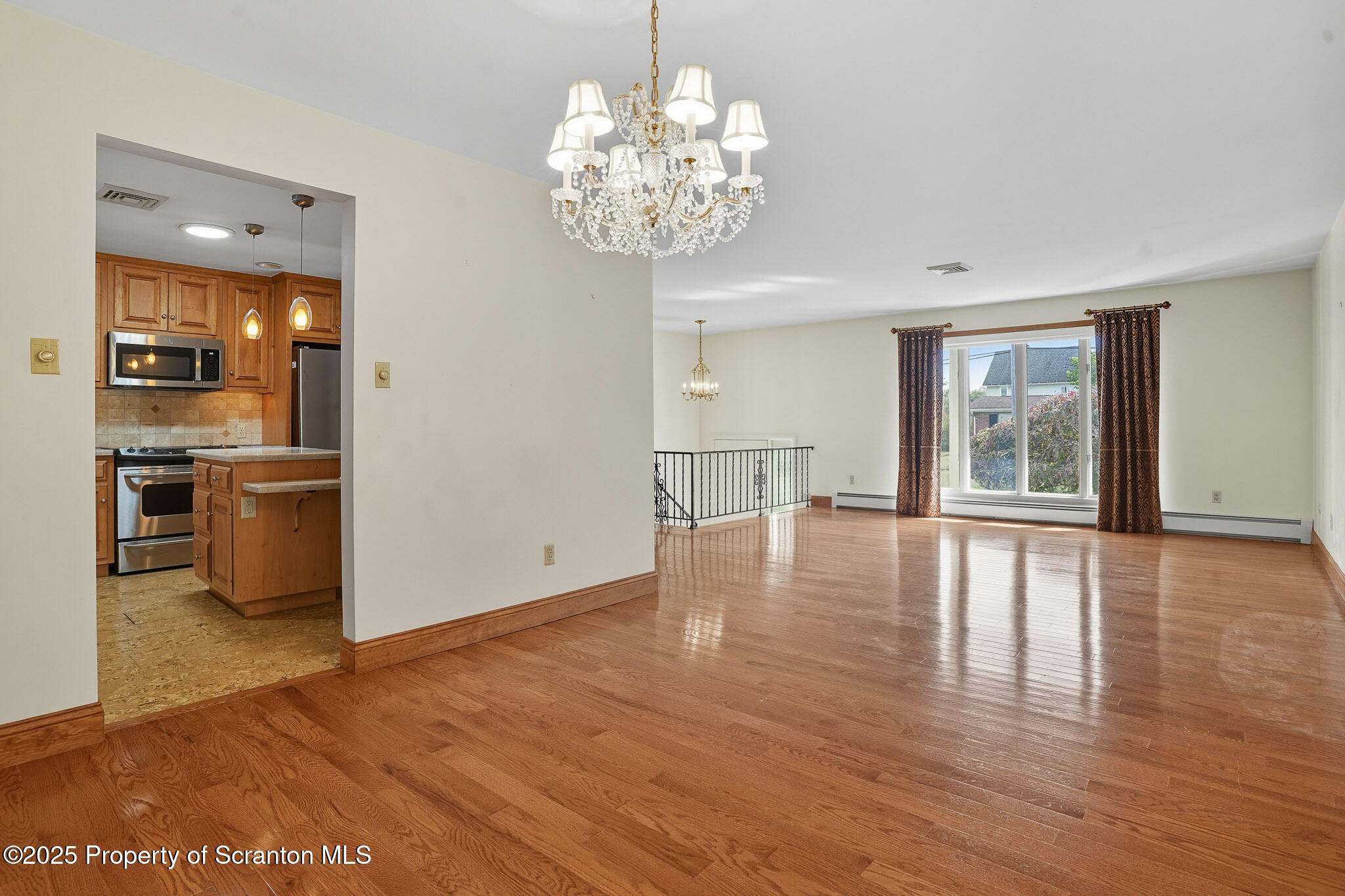 303 Drake Street Old Forge, PA 18518 - Photo 12 of 39 Dining Room