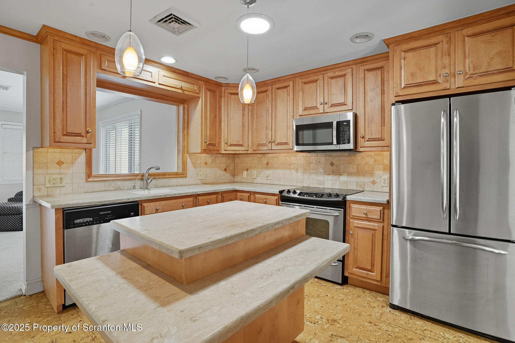 303 Drake Street Old Forge, PA 18518 - Photo 14 of 39 Kitchen