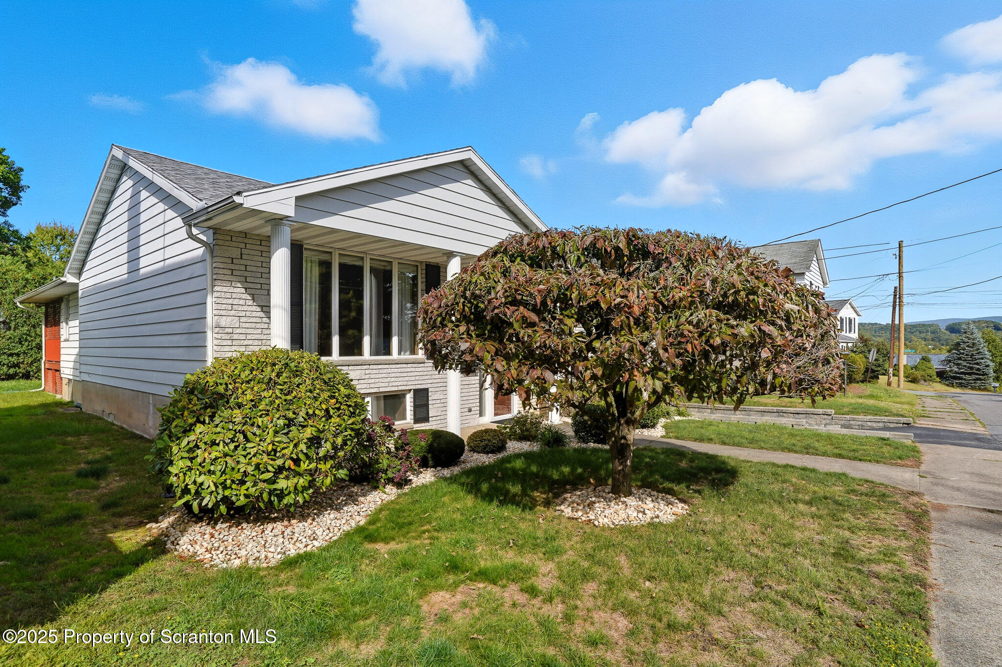 303 Drake Street Old Forge, PA 18518 - Photo 2 of 39 Front