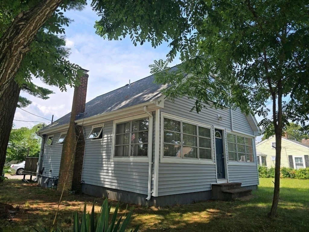 43 Shore Avenue Wareham, MA 02571 - Photo 17 of 32 front view of a house with a yard
