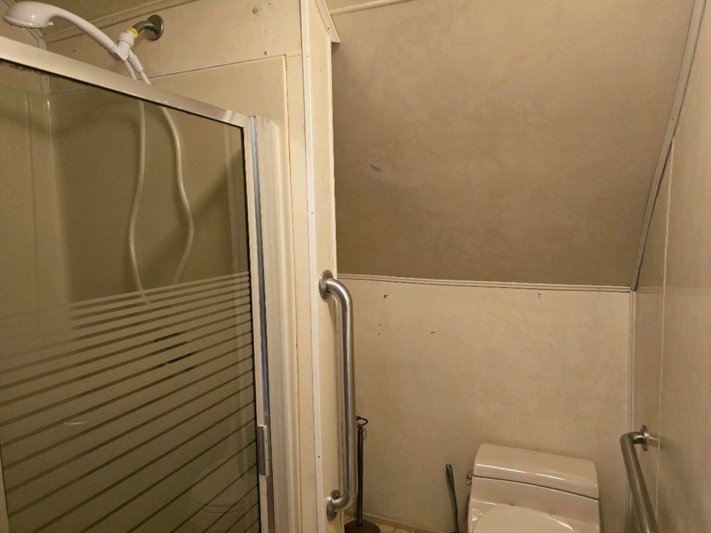 43 Shore Avenue Wareham, MA 02571 - Photo 23 of 32 a bathroom with a shower